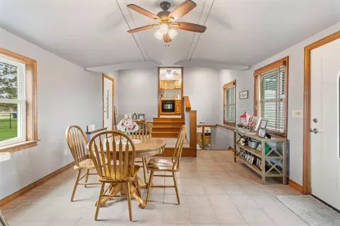 Dining - 316 E North St, Mansfield, IL 61854 photo 2 of 2