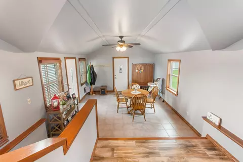Dining - 316 E North St, Mansfield, IL 61854 photo 1 of 2
