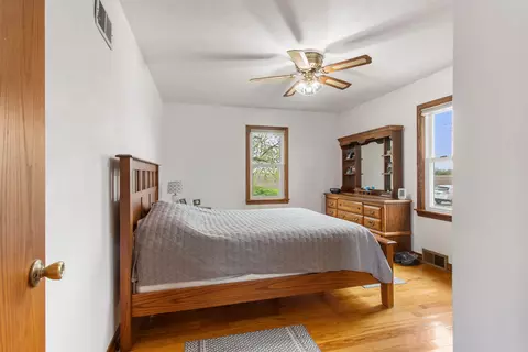 Bedroom - 316 E North St, Mansfield, IL 61854 photo 1 of 4