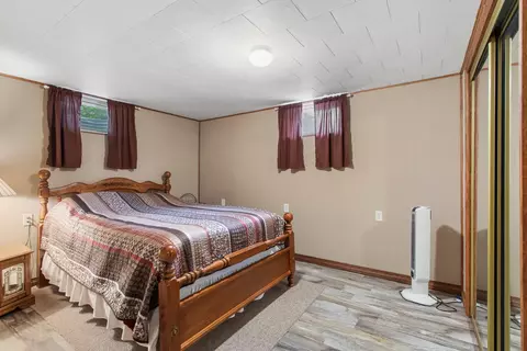 Bedroom - 316 E North St, Mansfield, IL 61854 photo 3 of 4