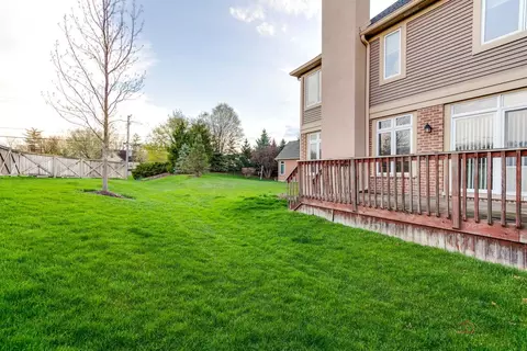 Exterior - 2539 Windrush Ln, Northbrook, IL 60062 photo 5 of 7