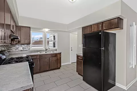 Kitchen - 42 Highland St, Calumet City, IL 60409 photo 1 of 2