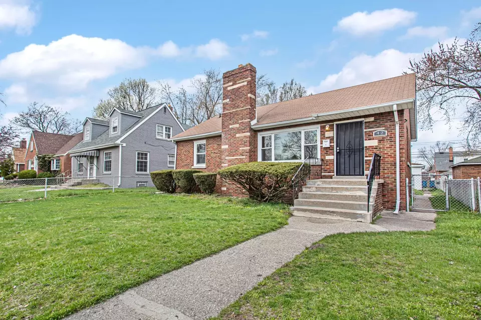 Exterior - 42 Highland St, Calumet City, IL 60409 photo 1 of 4