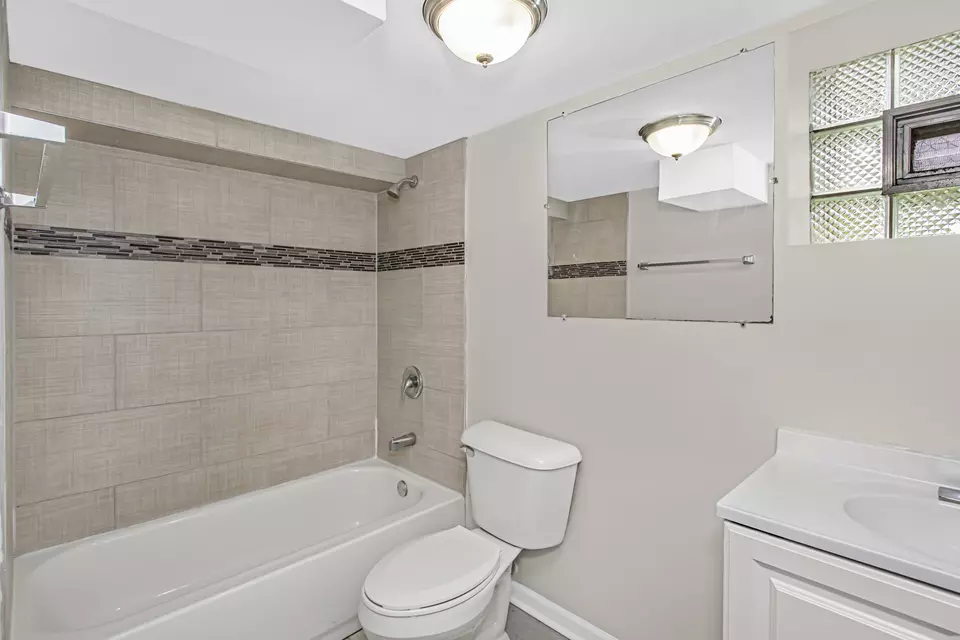 Bath - 42 Highland St, Calumet City, IL 60409 photo 2 of 2