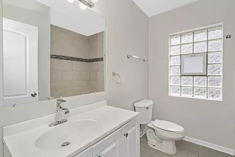 Bath - 42 Highland St, Calumet City, IL 60409 photo 1 of 2