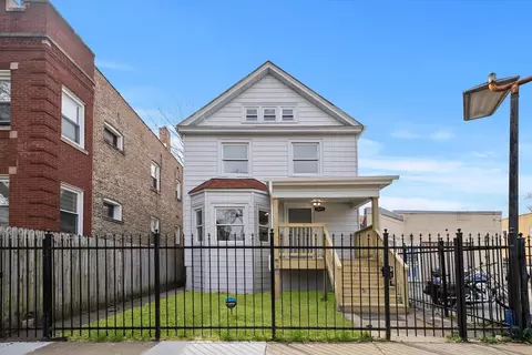 5843 W Augusta Blvd, Chicago, IL 60651