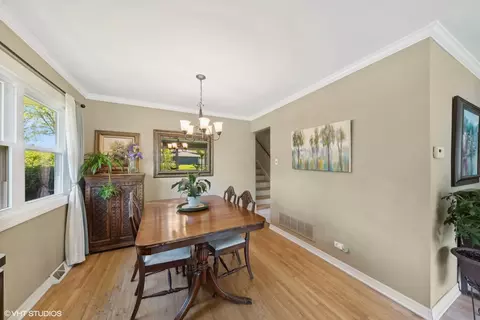 Dining - 750 Leaf Ct, Bartlett, IL 60103 photo 1 of 1