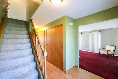 Entry Way - 5412 Thelen Ave, Mchenry, IL 60050 photo 1 of 1
