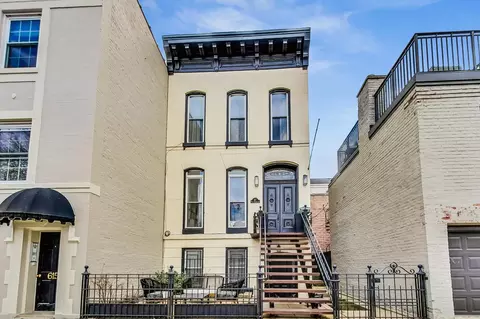 617 W Dickens Ave, Chicago, IL 60614