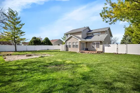 Exterior - 1685 Schubert Dr, Morris, IL 60450 photo 8 of 10