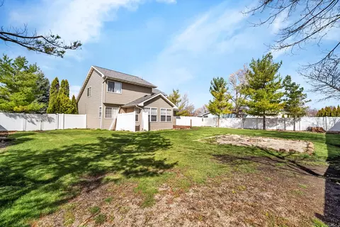 Exterior - 1685 Schubert Dr, Morris, IL 60450 photo 10 of 10