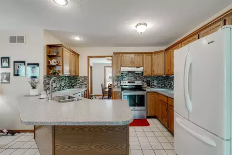 Kitchen - 1202 Timber Ridge Ct, Normal, IL 61761 photo 2 of 4