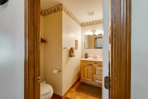 Bath - 1202 Timber Ridge Ct, Normal, IL 61761 photo 3 of 3