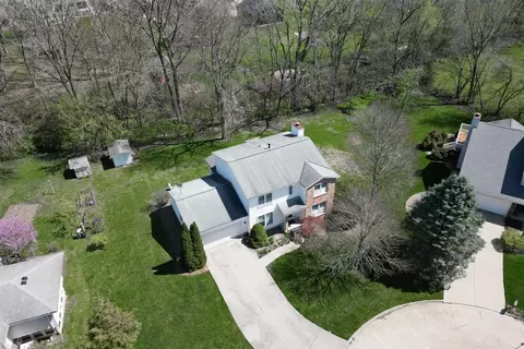 Exterior - 1202 Timber Ridge Ct, Normal, IL 61761 photo 19 of 21