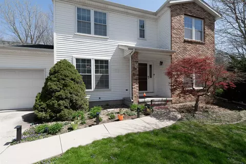 Exterior - 1202 Timber Ridge Ct, Normal, IL 61761 photo 3 of 21