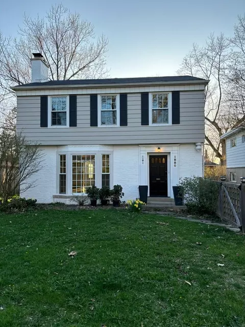 1880 Clifton Ave, Highland Park, IL 60035
