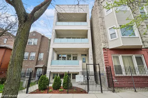 1842 N Kedzie Ave #1F, Chicago, IL 60647