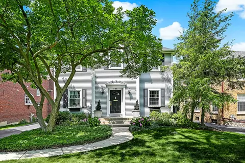 546 N Grant St, Hinsdale, IL 60521