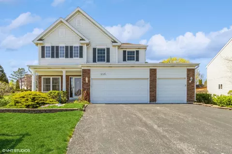 446 Country Pl, Lindenhurst, IL 60046