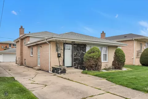 346 Bensley Ave, Calumet City, IL 60409