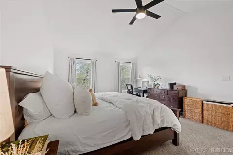 Bedroom - 343 Meadowview Ln, Aurora, IL 60502 photo 6 of 7