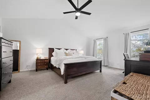 Bedroom - 343 Meadowview Ln, Aurora, IL 60502 photo 5 of 7