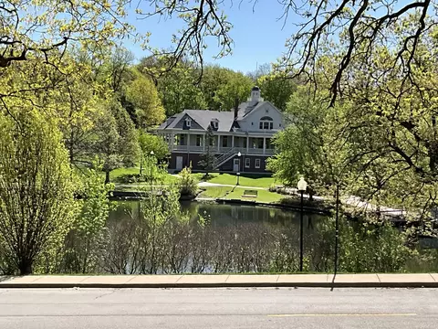 700 Forest Ave, Elgin, IL 60120 photo 33