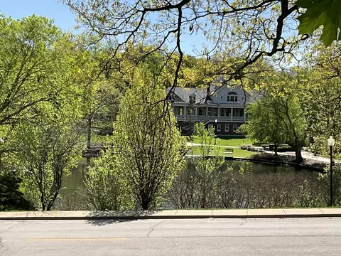 700 Forest Ave, Elgin, IL 60120 photo 32