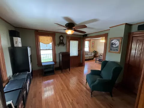 700 Forest Ave, Elgin, IL 60120 photo 13