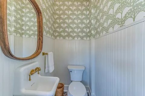 Bath - 6 S Wright St, Naperville, IL 60540 photo 1 of 5