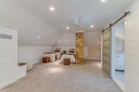 Exterior - 6 S Wright St, Naperville, IL 60540 photo 6 of 11