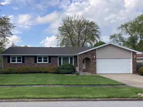 725 Richmond Dr, Bourbonnais, IL 60914