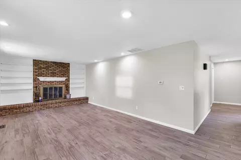 532 N High St, Bement, IL 61813 photo 15