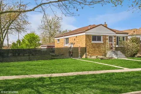 2340 Westover Ave, North Riverside, IL 60546