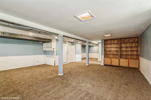 Living - 2340 Westover Ave, North Riverside, IL 60546 photo 2 of 2