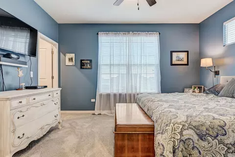 Bedroom - 2091 Magenta Ln, Algonquin, IL 60102 photo 3 of 6