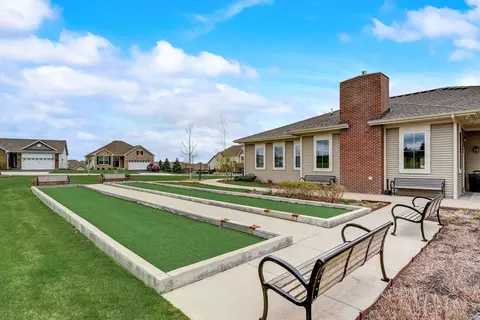 Exterior - 2091 Magenta Ln, Algonquin, IL 60102 photo 9 of 11