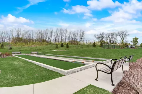 Exterior - 2091 Magenta Ln, Algonquin, IL 60102 photo 10 of 11