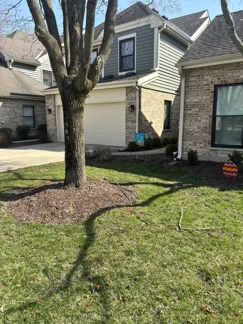 2713 Burton Ct, Westchester, IL 60154