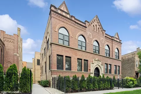 915 N Hoyne Ave #9, Chicago, IL 60622