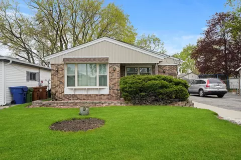 4830 W 91st St, Oak Lawn, IL 60453