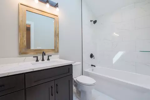 7313 S Octavia Ave, Bridgeview, IL 60455 photo 18
