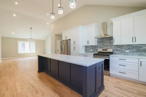 7313 S Octavia Ave, Bridgeview, IL 60455 photo 11