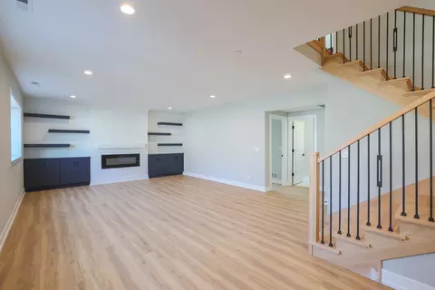 7313 S Octavia Ave, Bridgeview, IL 60455 photo 34