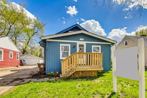 3002 Ridgeway Ave, Rockford, IL 61101