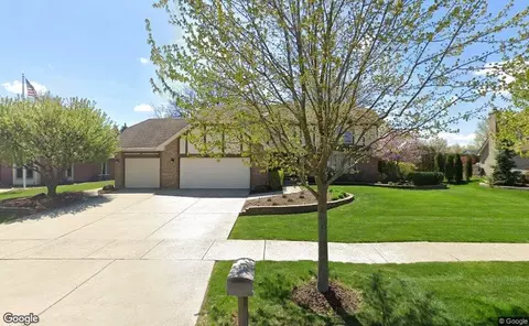 115 Lakeland Dr, Palos Park, IL 60464