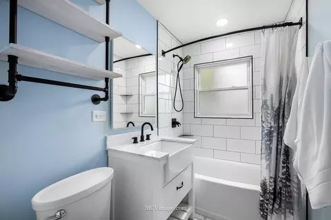Bath - 37 Circle Dr E, Montgomery, IL 60538 photo 1 of 1