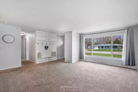 Bedroom - 37 Circle Dr E, Montgomery, IL 60538 photo 1 of 1