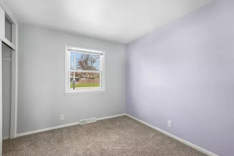 Other - 37 Circle Dr E, Montgomery, IL 60538 photo 3 of 6