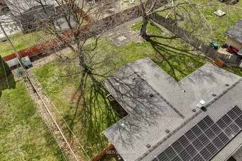 Other - 37 Circle Dr E, Montgomery, IL 60538 photo 5 of 6